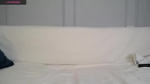 Snapshot of maria_kai chatting on 10/30/25, 01:45 Maria online show from 10/30/25, 01:45