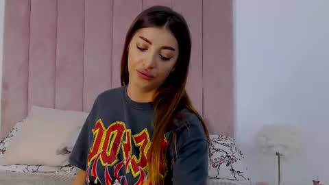 Maria online show from 06/21/26, 09:34