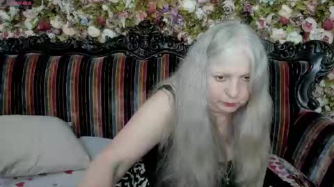 Maria online show from 07/08/26, 09:52