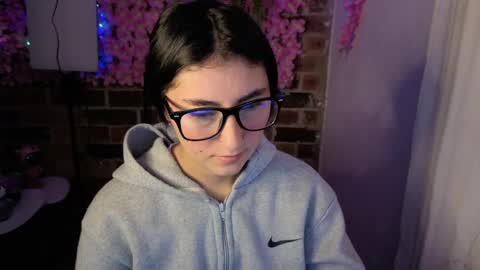 Maria online show from 04/28/26, 10:37