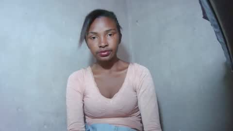 Maria online show from 10/21/25, 01:23