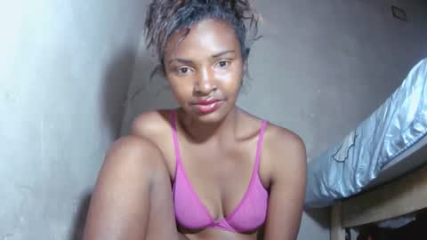 Maria online show from 10/26/25, 01:00