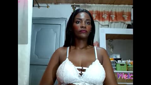 Snapshot of mariah_hellen chatting on 09/23/25, 09:07 Alicia online show from 09/23/25, 09:07