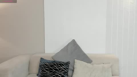 Snapshot of mariaherrera_ chatting on 02/18/26, 07:43 MARIA HERRERA online show from 02/18/26, 07:43