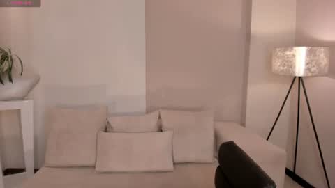 Snapshot of mariaherrera_ chatting on 06/23/26, 06:17 MARIA HERRERA online show from 06/23/26, 06:17
