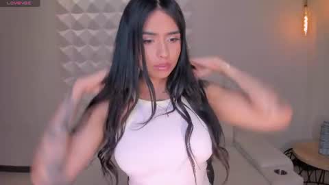 Snapshot of mariaherrera_ chatting on 07/11/26, 10:11 MARIA HERRERA online show from 07/11/26, 10:11