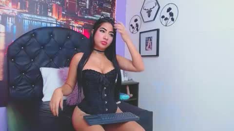 mariahlovato online show from 02/05/26, 11:15