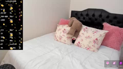   Mariam Castiblanco online show from 10/02/25, 12:06