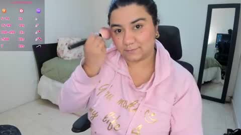 Snapshot of mariamcastillo chatting on 06/13/26, 10:40 Mariam Castiblanco online show from 06/13/26, 10:40