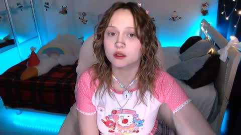 Snapshot of mariamilkis chatting on 12/06/24, 01:51 Maria online show from 12/06/24, 01:51