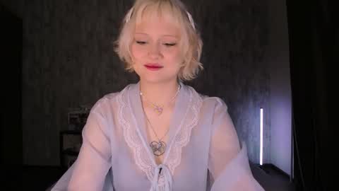 Snapshot of mariamilkis chatting on 09/14/25, 11:26 Maria online show from 09/14/25, 11:26