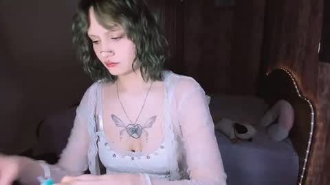 Snapshot of mariamilkis chatting on 04/26/26, 03:04 Maria online show from 04/26/26, 03:04