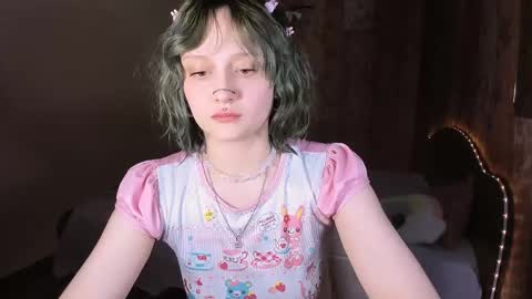Snapshot of mariamilkis chatting on 04/30/26, 12:17 Maria online show from 04/30/26, 12:17
