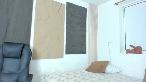 Snapshot of marian_rios chatting on 02/20/26, 11:11 Marian online show from 02/20/26, 11:11