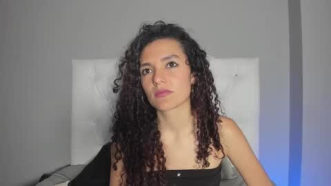 Snapshot of marian_skinny chatting on 12/28/24, 12:15 Marian online show from 12/28/24, 12:15