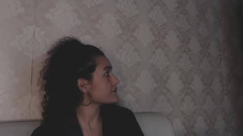 Snapshot of marian_skinny chatting on 01/07/25, 11:03 Marian online show from 01/07/25, 11:03