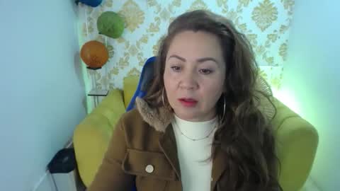 mariana01_m online show from 04/11/26, 10:52