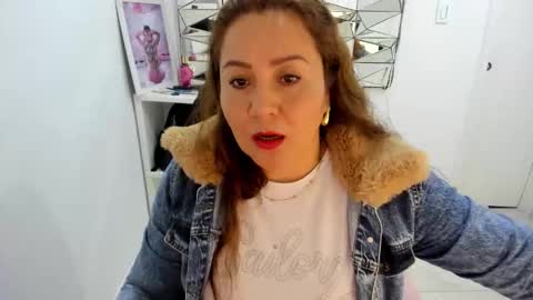 mariana01_m online show from 04/12/26, 01:27