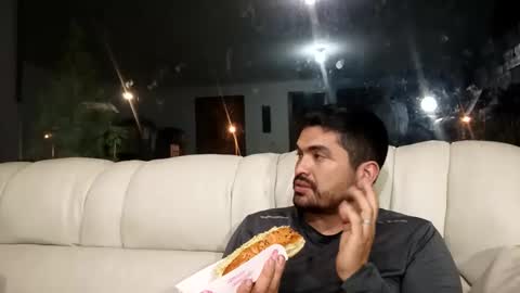 Snapshot of mariana114o chatting on 02/27/26, 03:39 Mariana online show from 02/27/26, 03:39