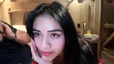 Mariana online show from 03/29/26, 02:33