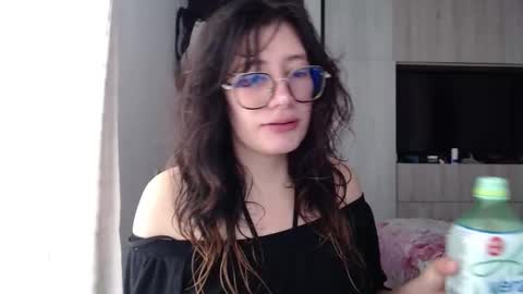 Mariana online show from 10/01/25, 06:58