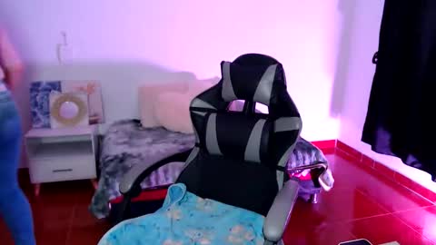 Snapshot of mariana__666 chatting on 11/02/25, 09:17 mariana__666 online show from 11/02/25, 09:17