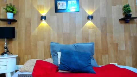 Mariana Angel online show from 03/10/25, 07:18