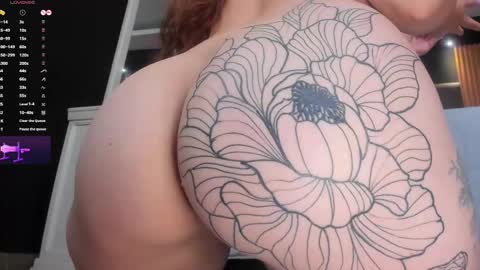 Mariana Castro online show from 03/11/25, 06:32