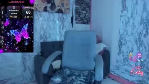 Mariana online show from 06/11/26, 12:19