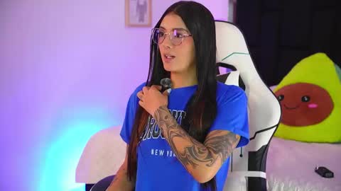 Mariana  online show from 03/25/26, 07:09