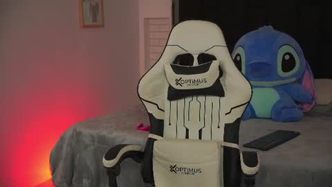 Mariana  online show from 06/24/26, 12:04