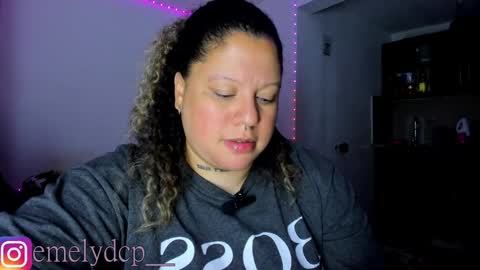  Independent Model online show from 09/14/25, 07:40