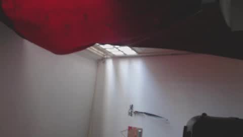 Mariana online show from 11/21/25, 10:08