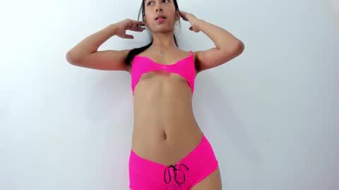 Mariana Garcia online show from 09/15/25, 07:47