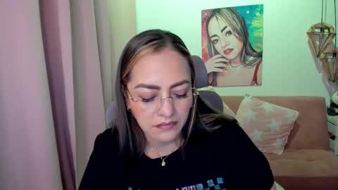 Mariana Lopez online show from 12/17/25, 01:11