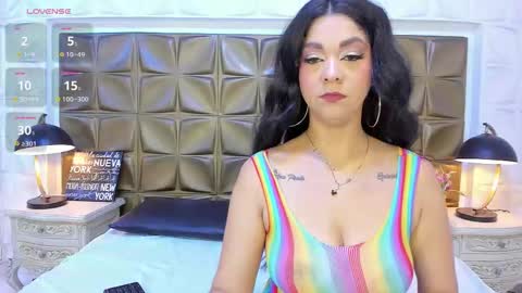 Snapshot of marianamontezz chatting on 12/14/25, 11:59 online show from 12/14/25, 11:59