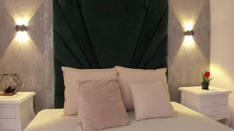 Snapshot of marianasanz chatting on 12/03/24, 08:39 Mariana online show from 12/03/24, 08:39