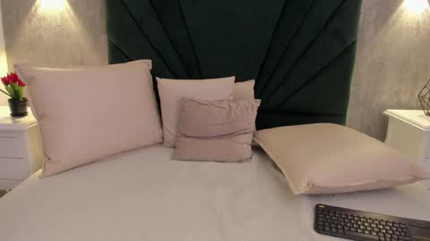 Snapshot of marianasanz chatting on 01/08/25, 11:09 Mariana online show from 01/08/25, 11:09