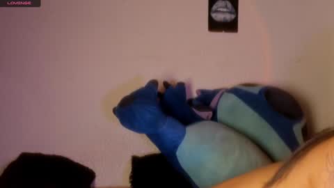 Snapshot of marianawlls chatting on 02/01/25, 02:47 mariana williams online show from 02/01/25, 02:47