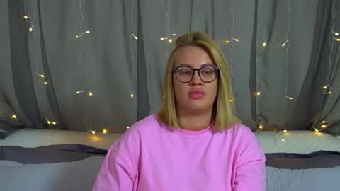 Maria online show from 11/22/25, 06:51