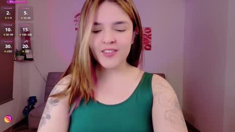 mariangeel_ online show from 09/19/25, 11:16