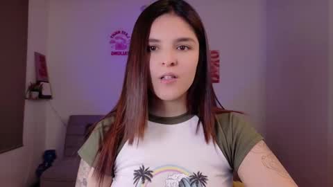 mariangeel_ online show from 10/29/25, 10:55