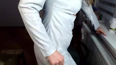 Snapshot of marianika chatting on 02/06/25, 08:34 marianika online show from 02/06/25, 08:34