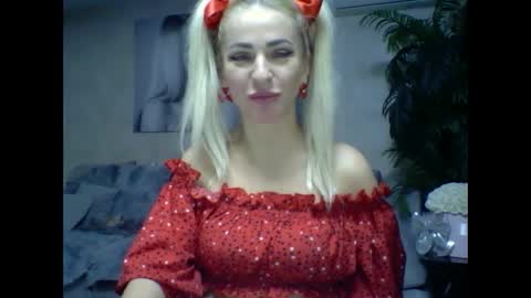 Snapshot of marianna1977 chatting on 02/08/25, 12:49 marianna1977 online show from 02/08/25, 12:49