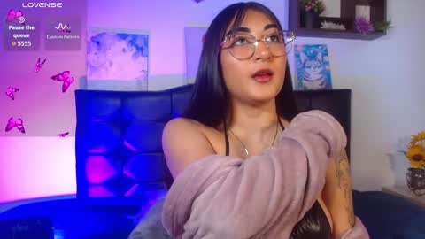 Marian online show from 03/23/26, 10:25