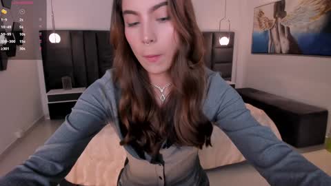 Snapshot of mariannelane1 chatting on 02/07/25, 09:48 Marianne online show from 02/07/25, 09:48