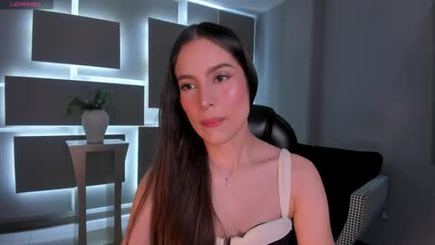 Snapshot of mariannelane1 chatting on 01/12/26, 02:17 Marianne online show from 01/12/26, 02:17