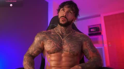 Mariano Costa online show from 11/15/25, 05:16