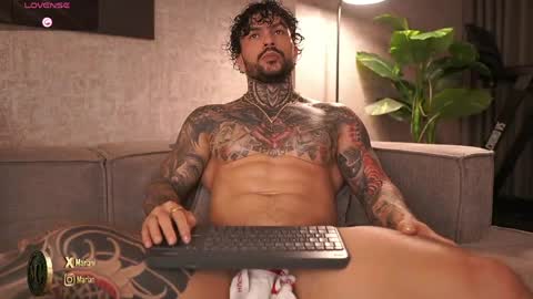 Snapshot of mariano_costa chatting on 05/19/26, 03:46 Mariano Costa online show from 05/19/26, 03:46