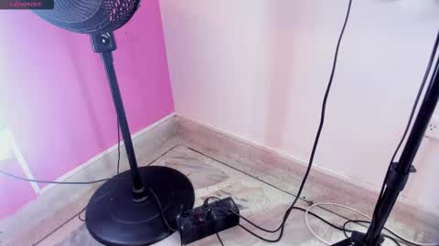 marianrosse online show from 09/28/25, 08:14